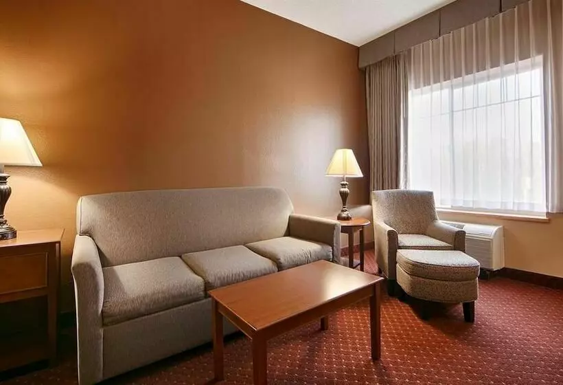 Best Western Golden Lion Hotel