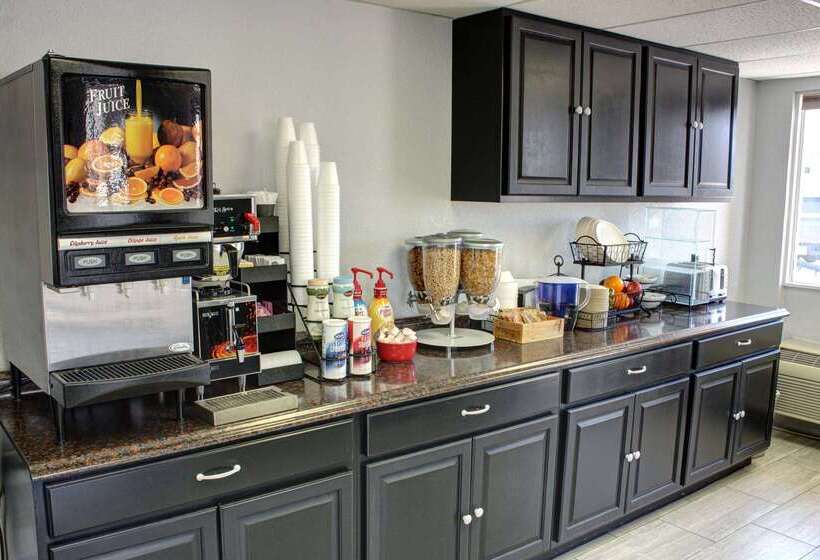 هتل Baymont By Wyndham Grand Junction