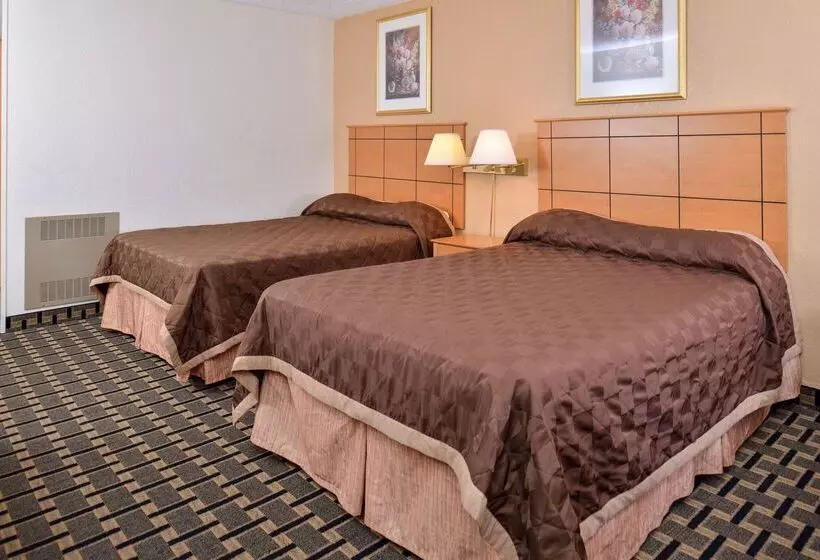 Hotel Americas Best Value Inn And Suites St. Cloud