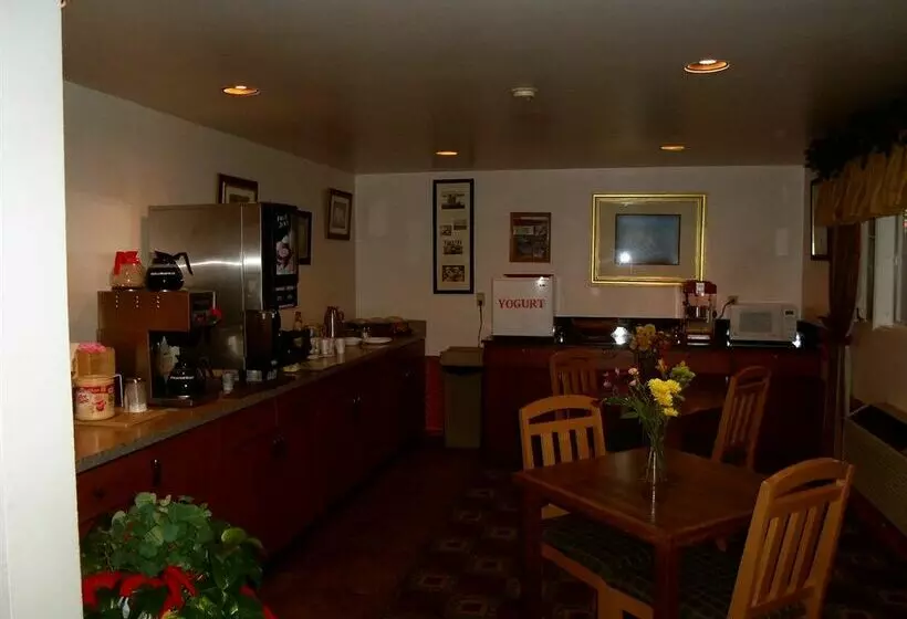 ホテル Apollo Motor Inn