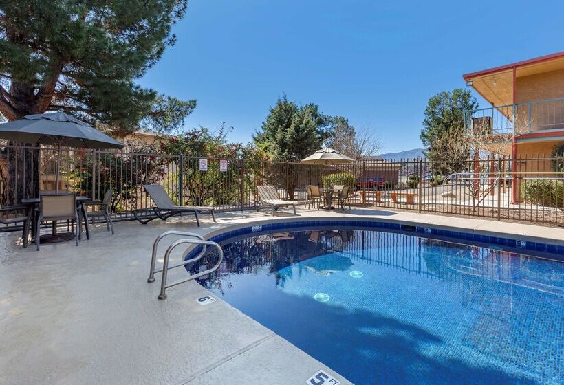 ホテル Best Western Cottonwood Inn