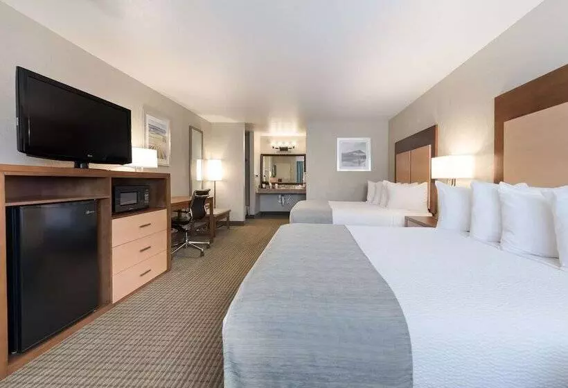 Отель Best Western Foothills Inn