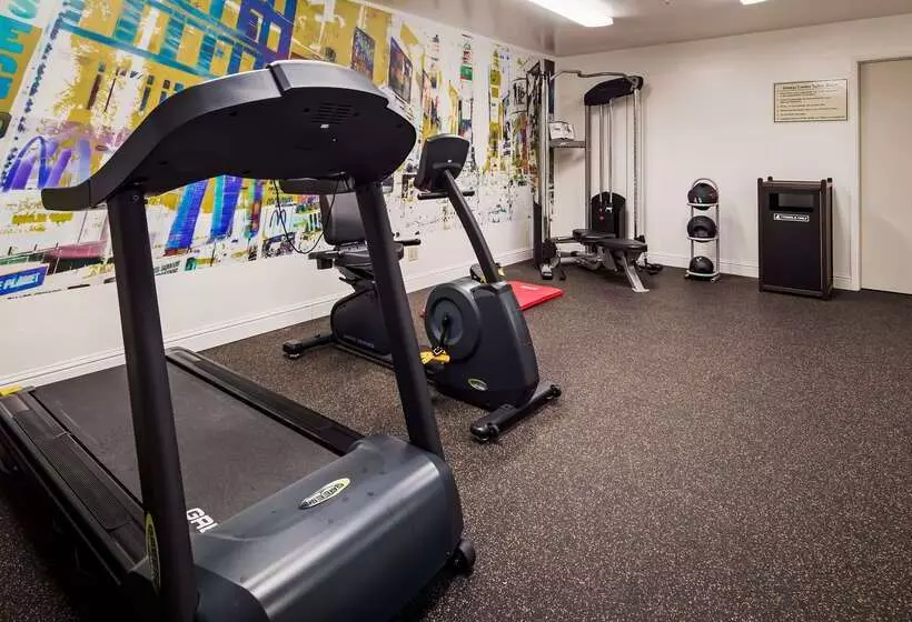 ホテル Best Western Heritage Inn