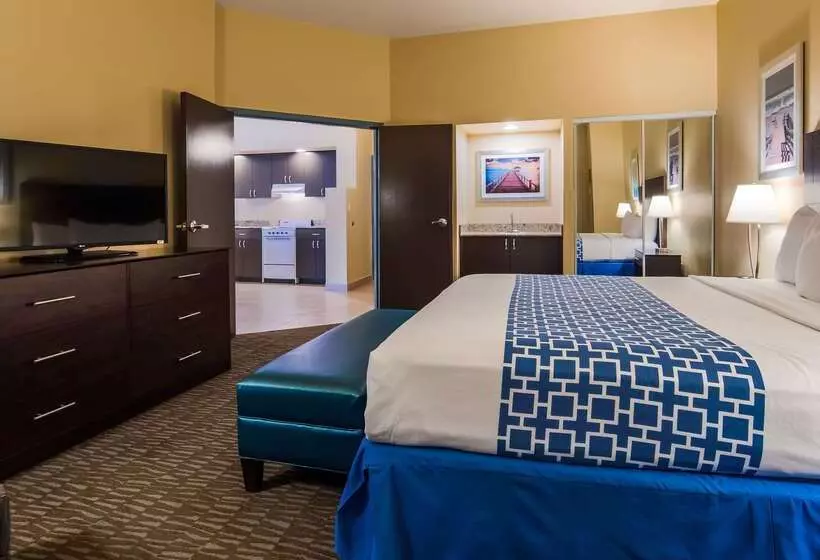 בית מלון כפרי Best Western Naples Plaza