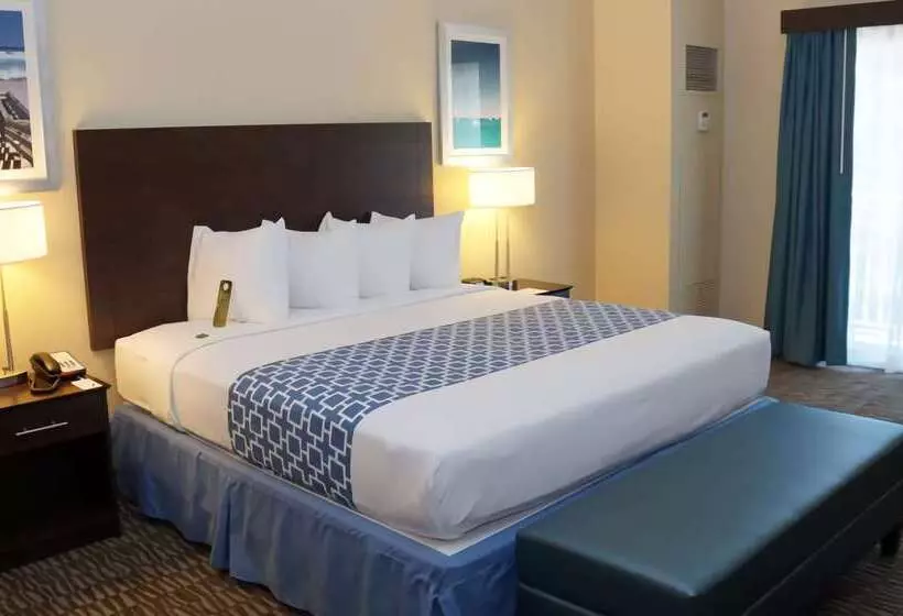 בית מלון כפרי Best Western Naples Plaza