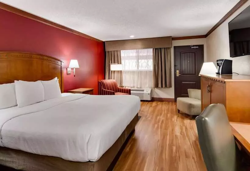 فندق Best Western Plus Greenwell Inn