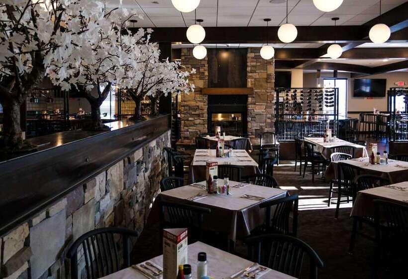 Copper King Convention Center, Ascend Hotel Collection