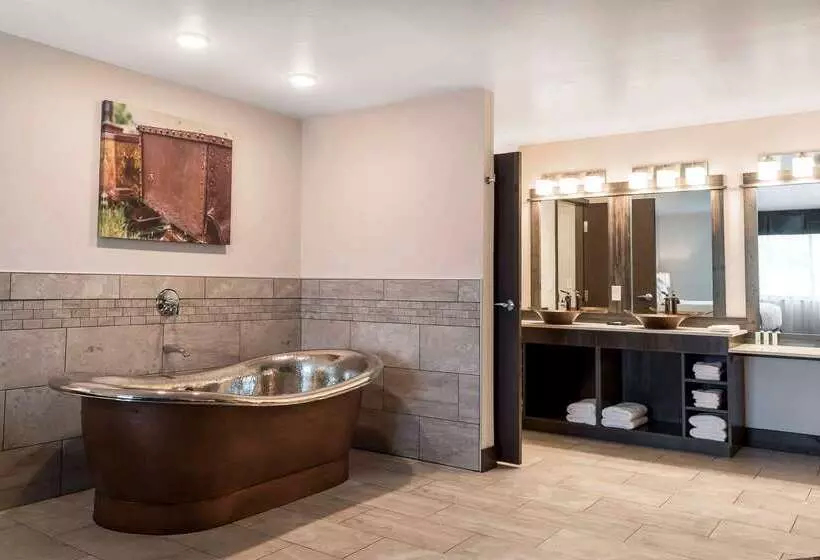 Copper King Convention Center, Ascend Hotel Collection