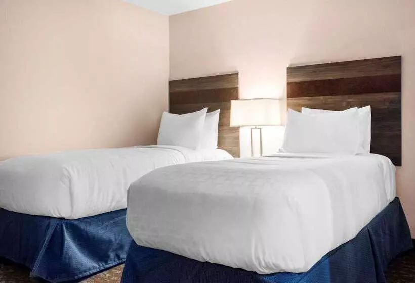 Copper King Convention Center, Ascend Hotel Collection