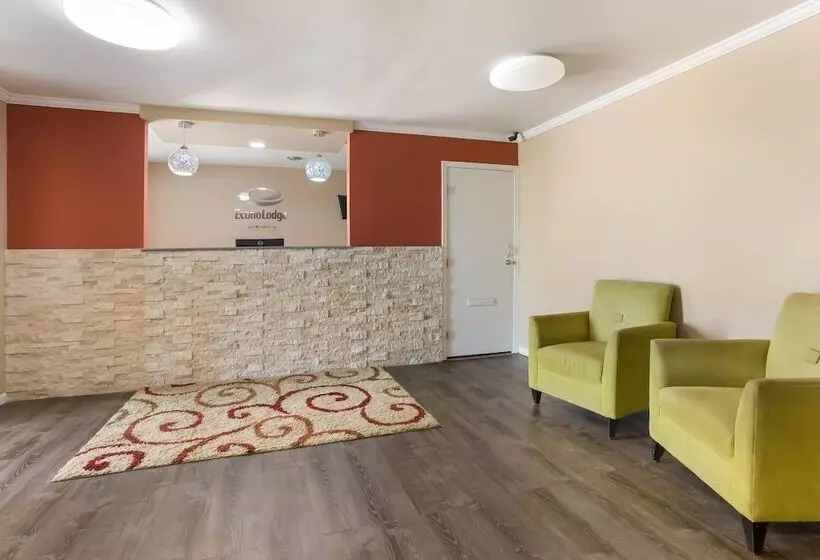 בית מלון כפרי Econo Lodge