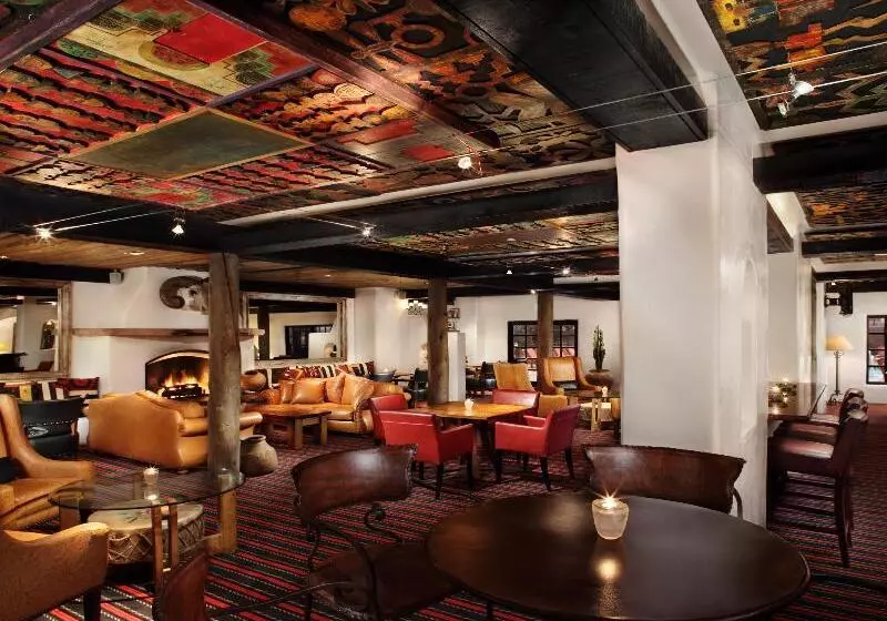 Отель Inn & Spa At Loretto