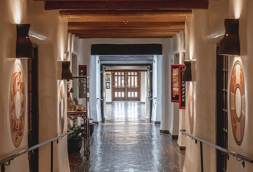 فندق Inn & Spa At Loretto