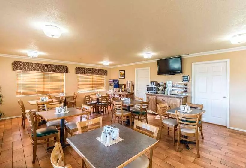 בית מלון כפרי Quality Inn Casa Grande I 10