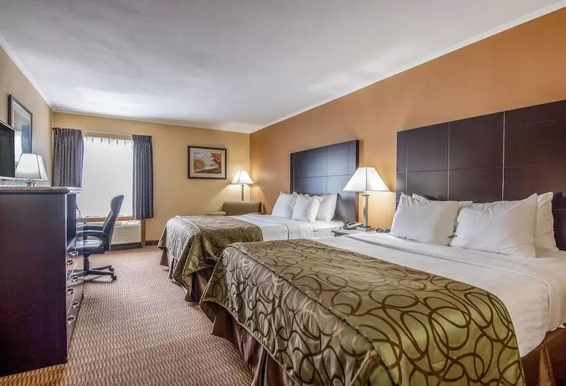 Hotel Quality Inn Tully I 81