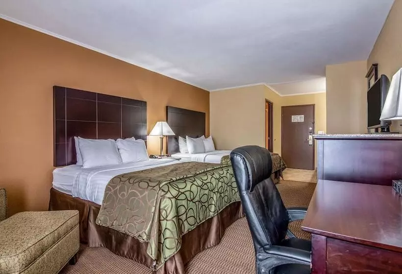 Hotel Quality Inn Tully I 81