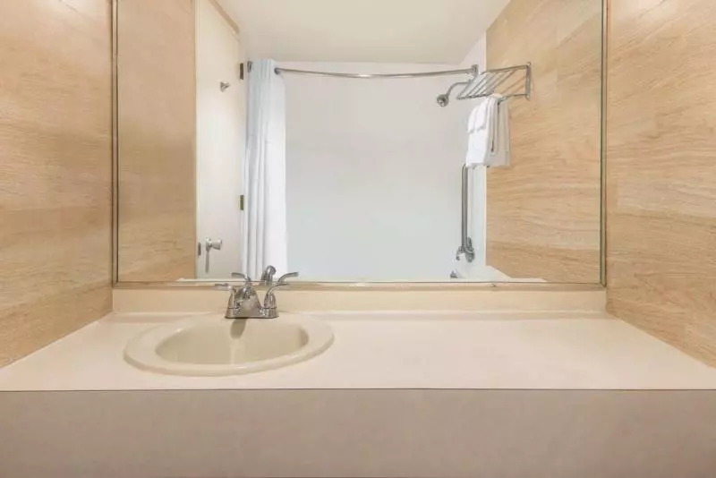 ホテル The Days Inn University