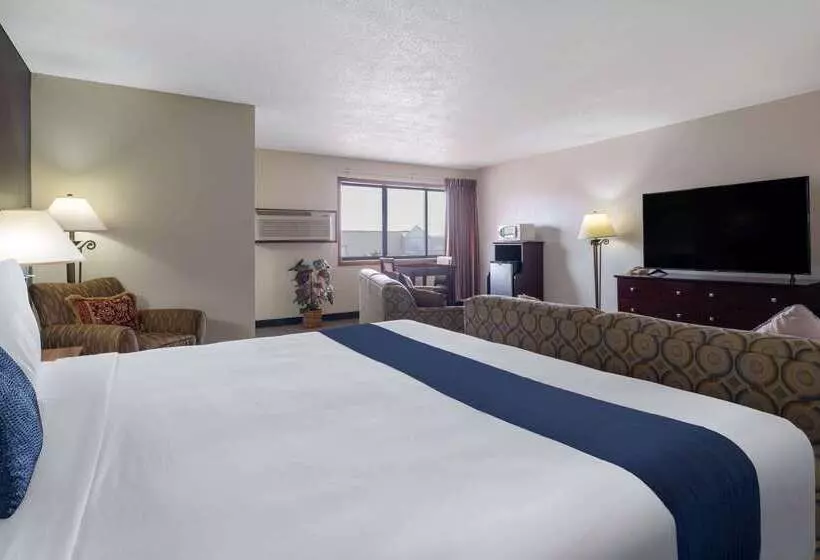 ホテル Travelodge By Wyndham Merrill