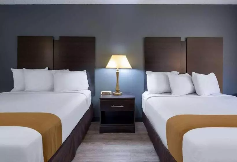 ホテル Travelodge By Wyndham Merrill