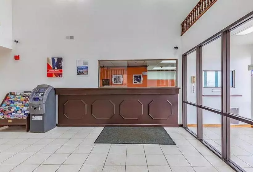 ホテル Red Lion Inn & Suites Pontoon Beach