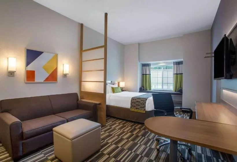 Microtel Inn & Suites By Wyndham Liberty Ne Kansas City Area
