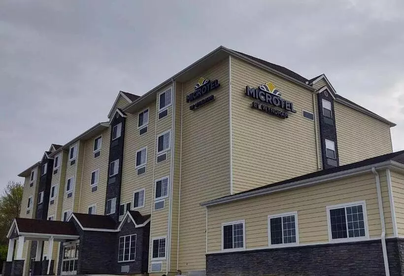 Microtel Inn & Suites By Wyndham Liberty Ne Kansas City Area