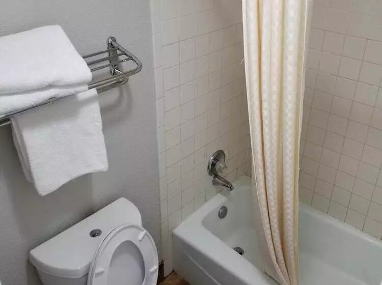 모텔 Hill Country Inn