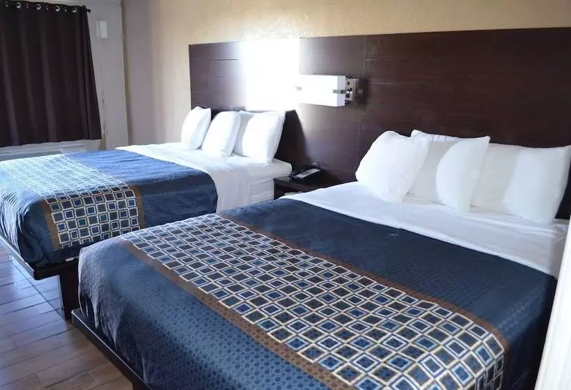 모텔 Hill Country Inn