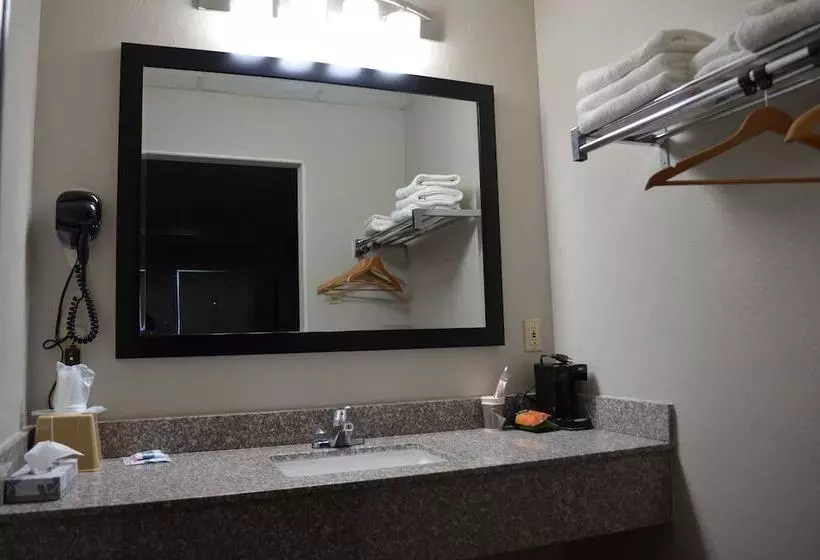 모텔 Hill Country Inn