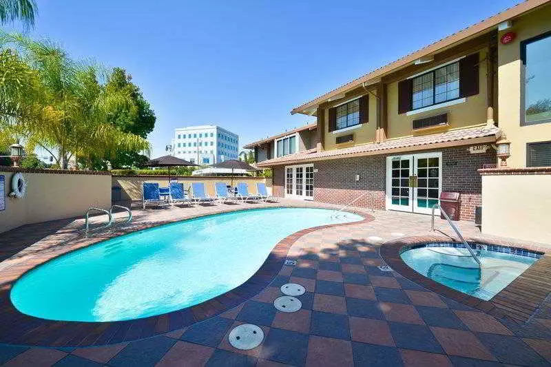 Surestay Plus Hotel By Best Western Mountain View