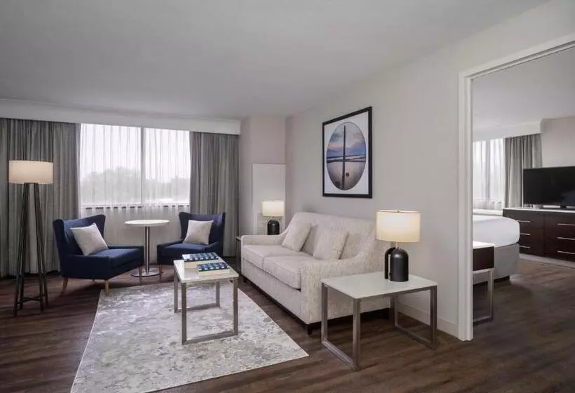 Delta Hotels By Marriott Jacksonville Deerwood