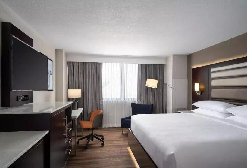 Delta Hotels By Marriott Jacksonville Deerwood