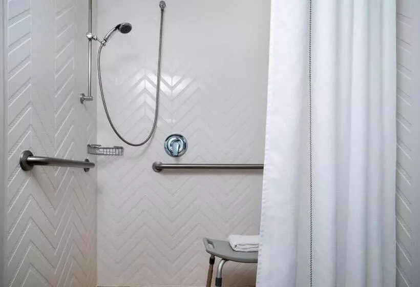 Delta Hotels By Marriott Jacksonville Deerwood