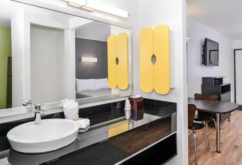 فندق Studio 6 Commerce Ca