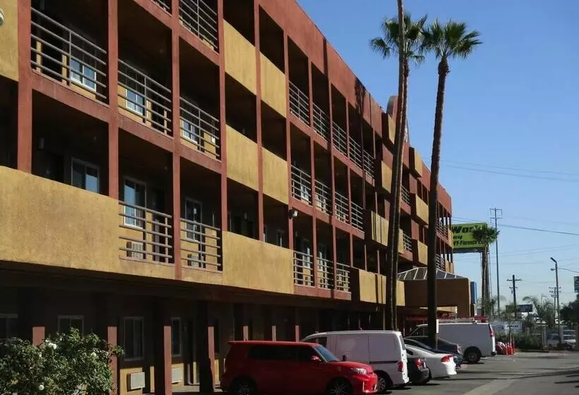 فندق Studio 6 Commerce Ca