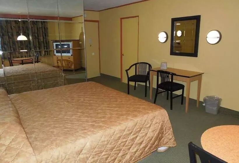 فندق Bay Shore Inn