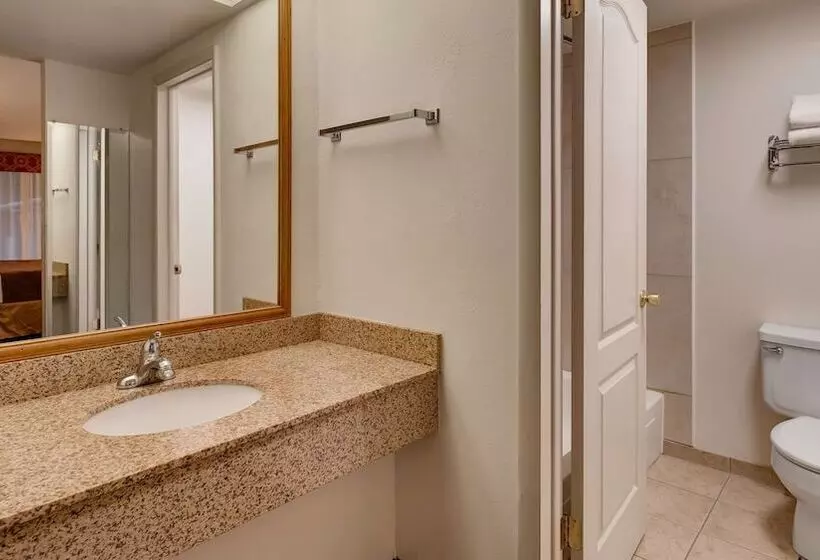 בית מלון כפרי Best War Bonnet Inn