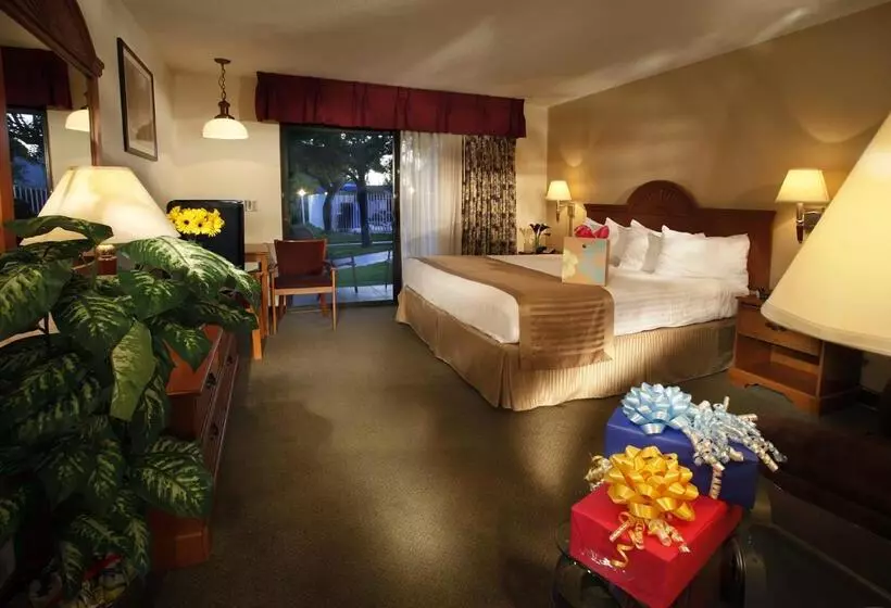 فندق Best Western Westminster Inn