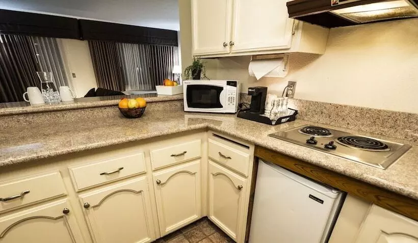 فندق Best Western Westminster Inn