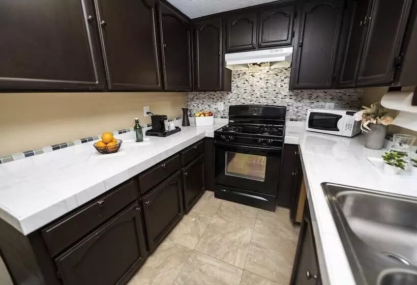 فندق Best Western Westminster Inn