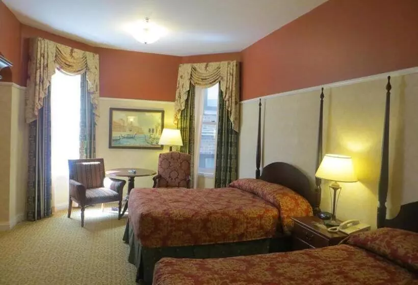 Отель Carleton Of Oak Park