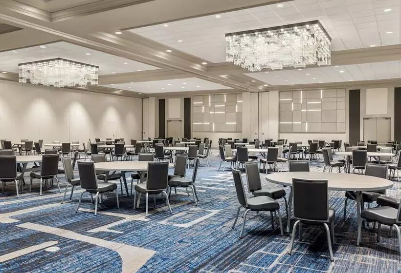 هتل Chicago Marriott Downtown Magnificent Mile