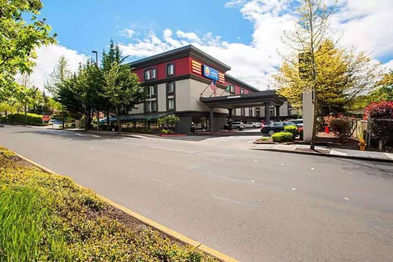 酒店 Comfort Inn & Suites Sea Tac Airport