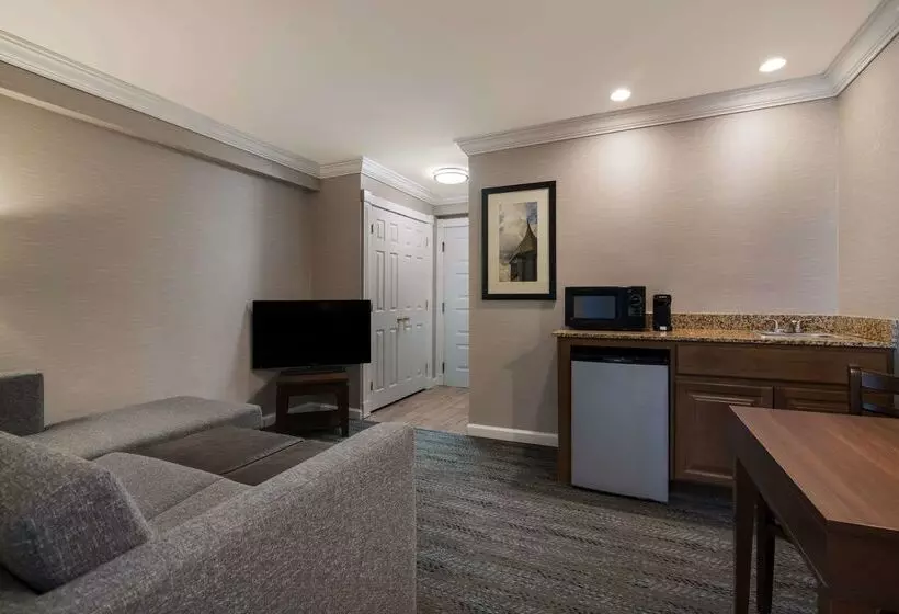 Hotel Comfort Inn & Suites Plattsburgh Morrisonville