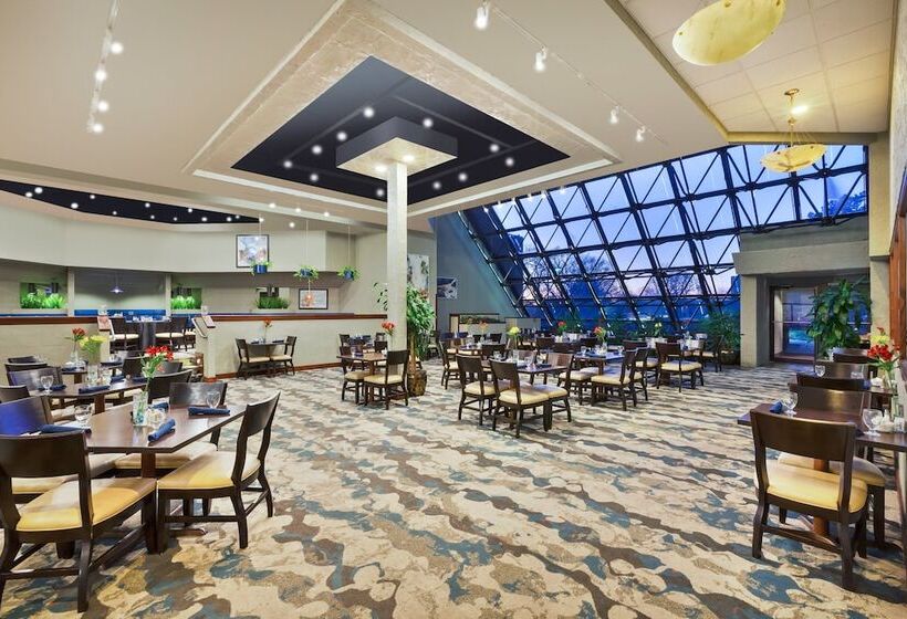 هتل Crowne Plaza Columbus North Worthington, An Ihg