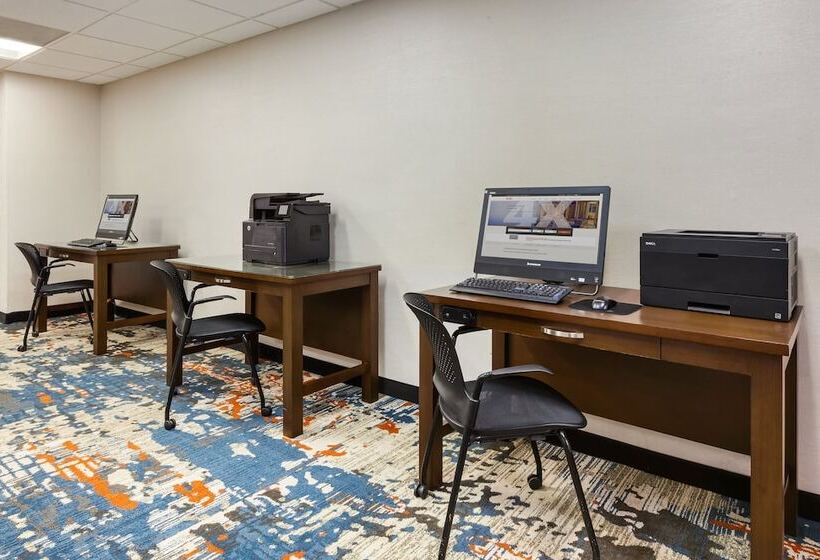 هتل Crowne Plaza Columbus North Worthington, An Ihg