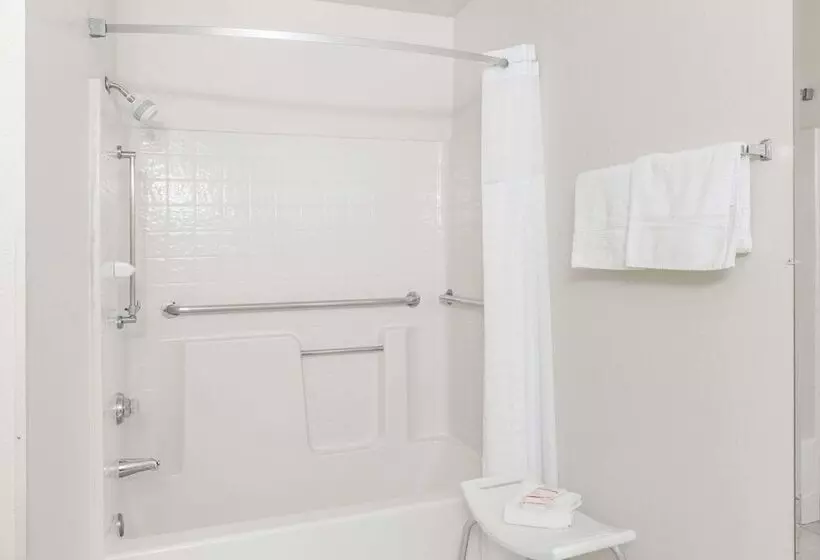 فندق Days Inn By Wyndham Willcox