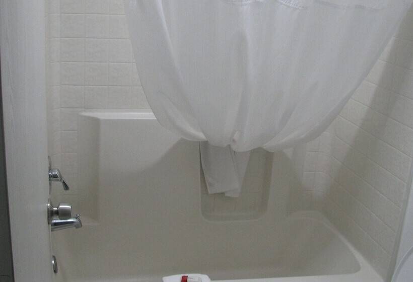 فندق Days Inn By Wyndham Willcox