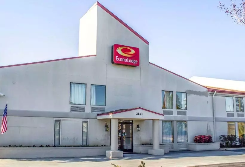 Отель Econo Lodge Burlington I40
