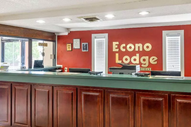 Отель Econo Lodge Burlington I40