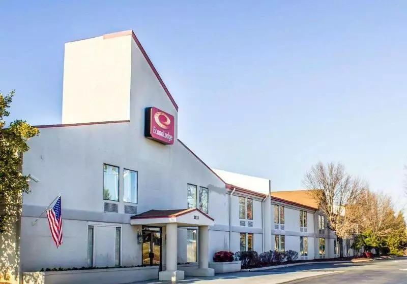 Отель Econo Lodge Burlington I40